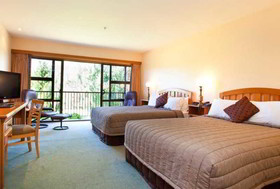 Distinction Mackenzie Country Hotel