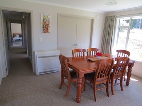 Waikawa House
