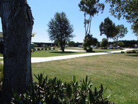 Glenavys Waitaki River Motor Camp - Caravan Park