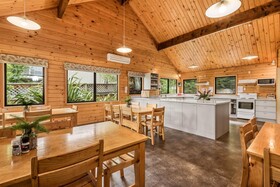 Altamont Lodge