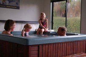 Wanaka Kiwi Holiday Park & Motels