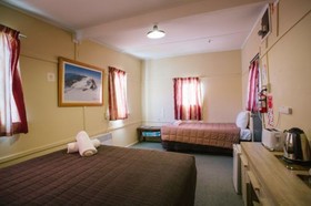 Wanaka Kiwi Holiday Park & Motels