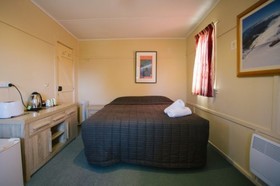 Wanaka Kiwi Holiday Park & Motels