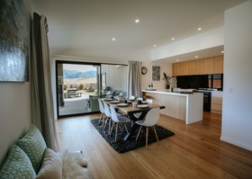 Bull Ridge Retreat
