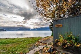 Lake Hawea Holiday Park