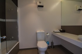 Lake Hawea Hotel