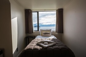 Lake Hawea Hotel
