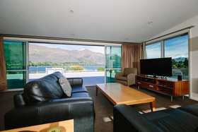 Lakeside Serviced Apartments