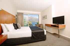 Lakeside Serviced Apartments