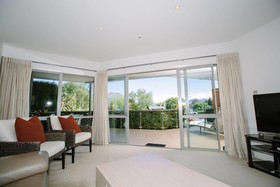Lakeside Serviced Apartments