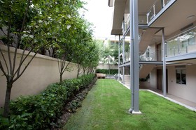 Lakeside Serviced Apartments