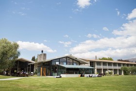 Wanaka Hotel