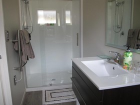 Halkett Grove Bed and Breakfast