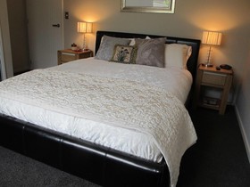 Halkett Grove Bed and Breakfast