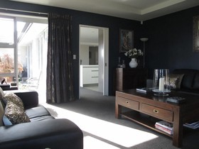Halkett Grove Bed and Breakfast
