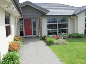 Halkett Grove Bed and Breakfast