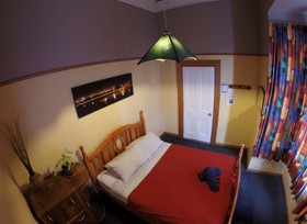 Bazil's Hostel & Surf School