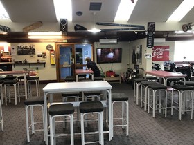 Woodlands Tavern