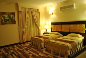 Capital O 155 Dmas Hotel