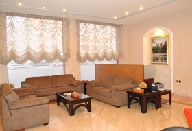 Capital O 155 Dmas Hotel