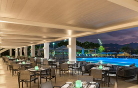 Crowne Plaza Muscat