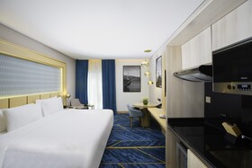 Maani Muscat Hotel & Suites