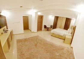 Diamond Star Hotel