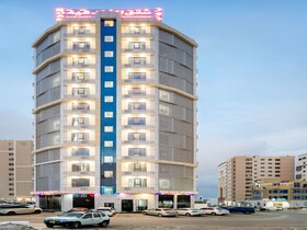 OYO Townhouse 156 Rose Hotel Apartments