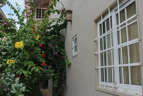 Sun Havens Apartments And Suites
