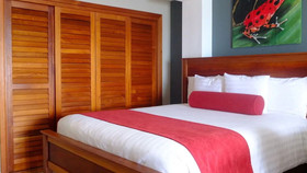 Tropical Suites Hotel