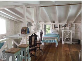 Los Secretos Guesthouse