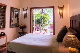 Bluff Beach Retreat