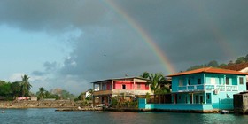 Casa Del Rayo Verde Hotelito Solidario