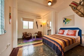 Casa Del Rayo Verde Hotelito Solidario