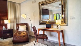 La Residencia by Villa Alejandro