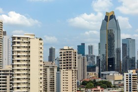 W Panama