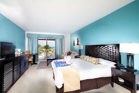 Playa Blanca Beach Resort