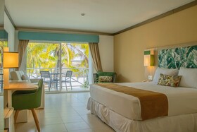 Playa Blanca Beach Resort