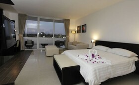 Playa Blanca Beach Resort
