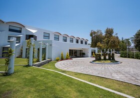 BTH Hotel Arequipa Lake
