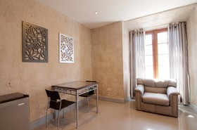SureStay Plus Hotel by Best Western Tierra Sur Colonial