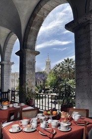 Maison Plaza