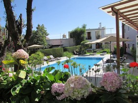 Queen's Villa