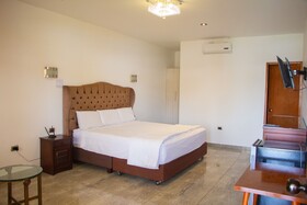 Hotel Thiago