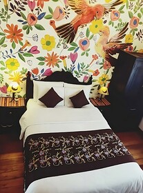 Golden House Hotel