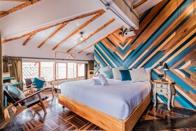 Hotel Selina Plaza de Armas
