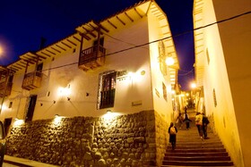 Los Apus & Mirador