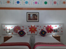 Reinbo Hostel B&B