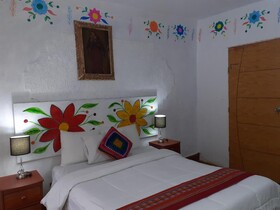 Reinbo Hostel B&B