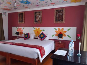 Reinbo Hostel B&B